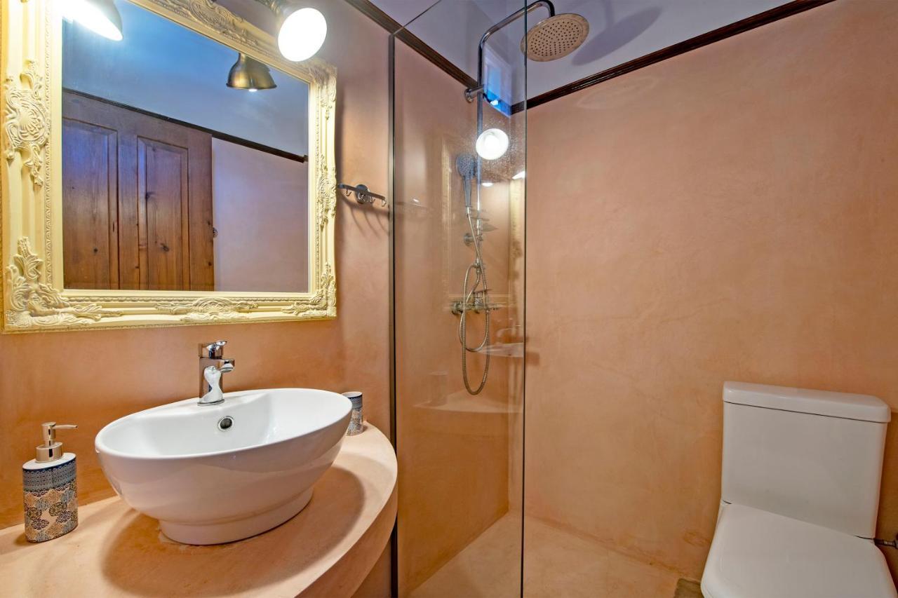 Saint Artemios Boutique Hotel Rhodes City Eksteriør bilde
